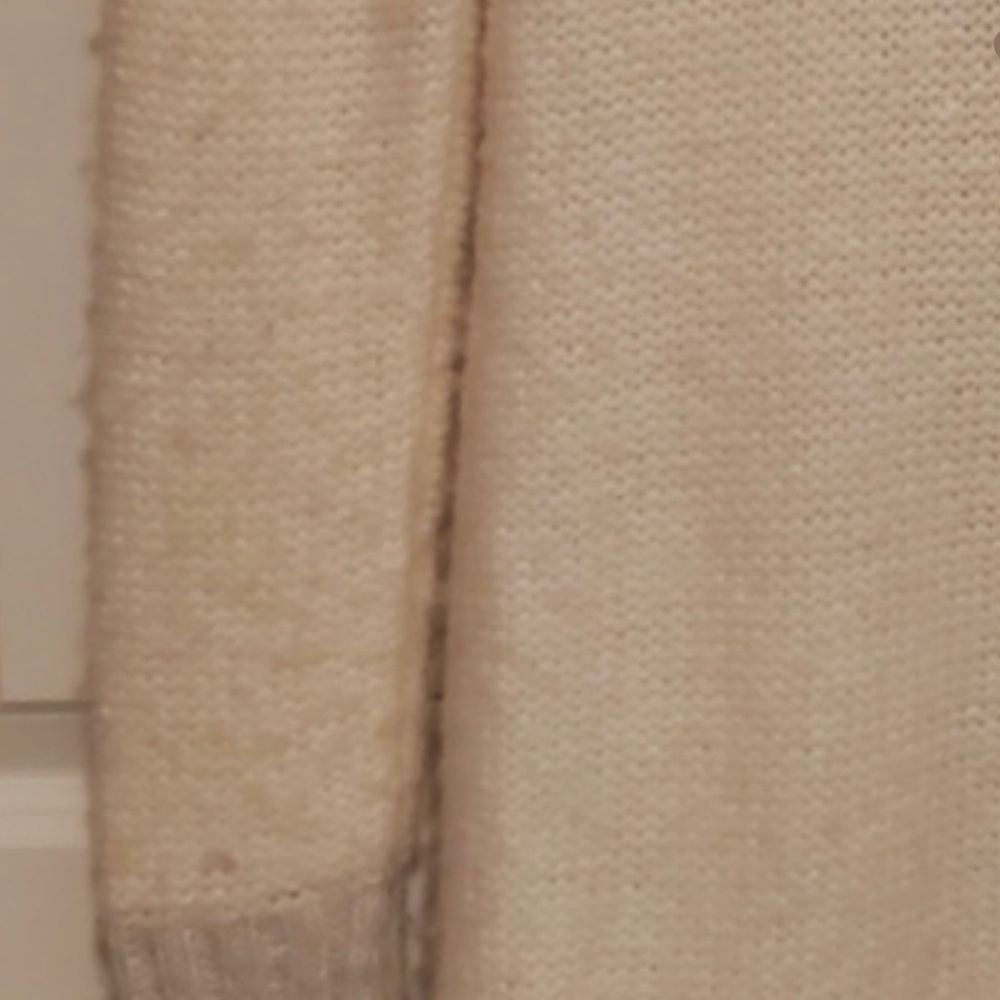 Bella Swan Breaking Dawn ALT Color Billabong Dharma Cardigan - Picture 5 of 15